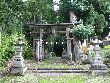 小菅神社の参拝を容易にする為に創建された里社