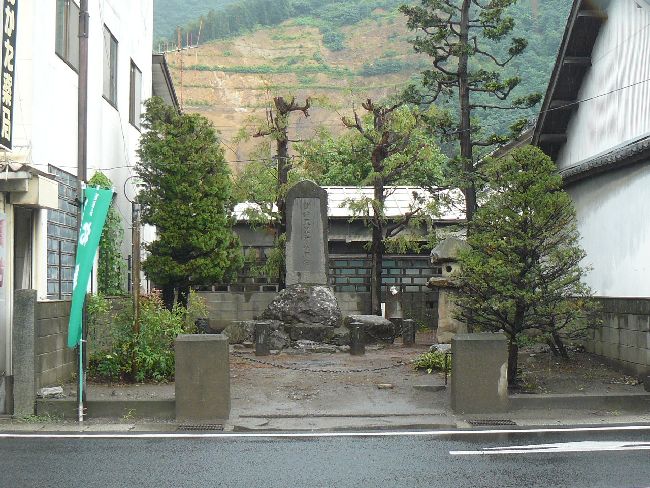 �P�����X���i�k���X���j�F�ˑq�h�|������