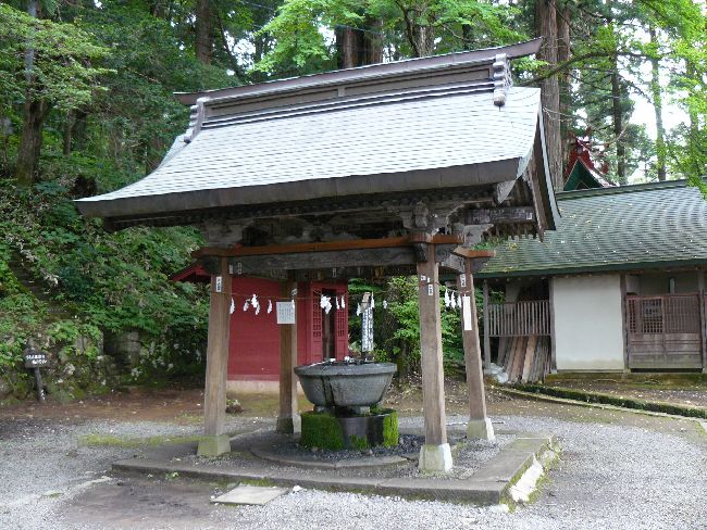 �ˉB�_�В��ЁE�萅��