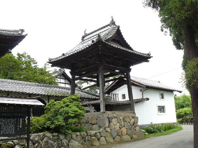 ���Ǝ��E���O