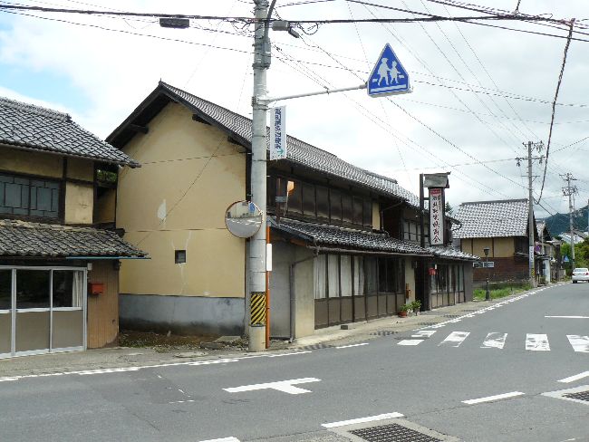 ���z�{��