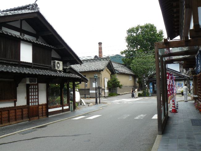 ���z�{��