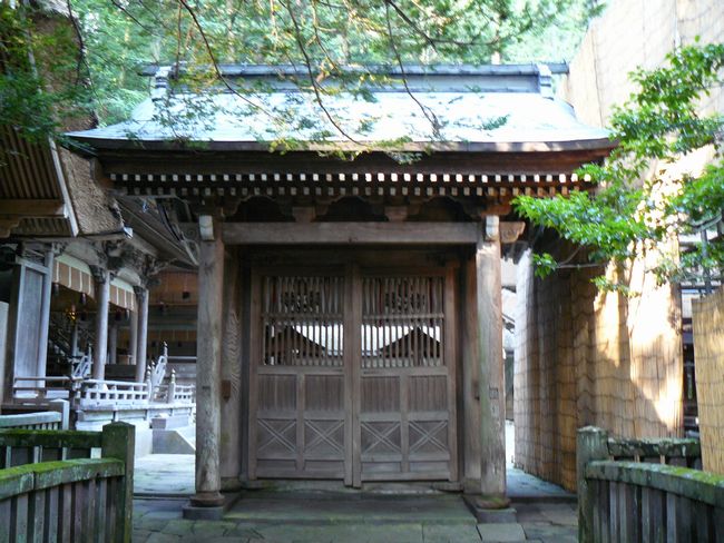 �z�K��Џ�Ж{�{�E���g��