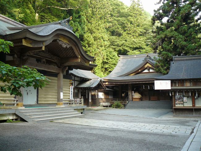 �z�K��Џ�Ж{�{�E����