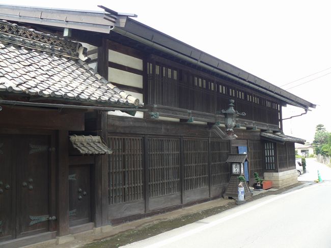 ���{�����i�����j