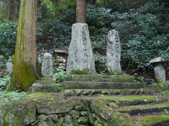 ���ؑ��E�z�K���_